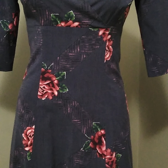 Tocca empire waist floral v-neck midi dress size 2 - Picture 3 of 11
